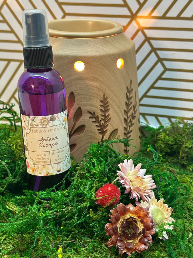 Island Escape Room Spray Pineapple Cherry Orange